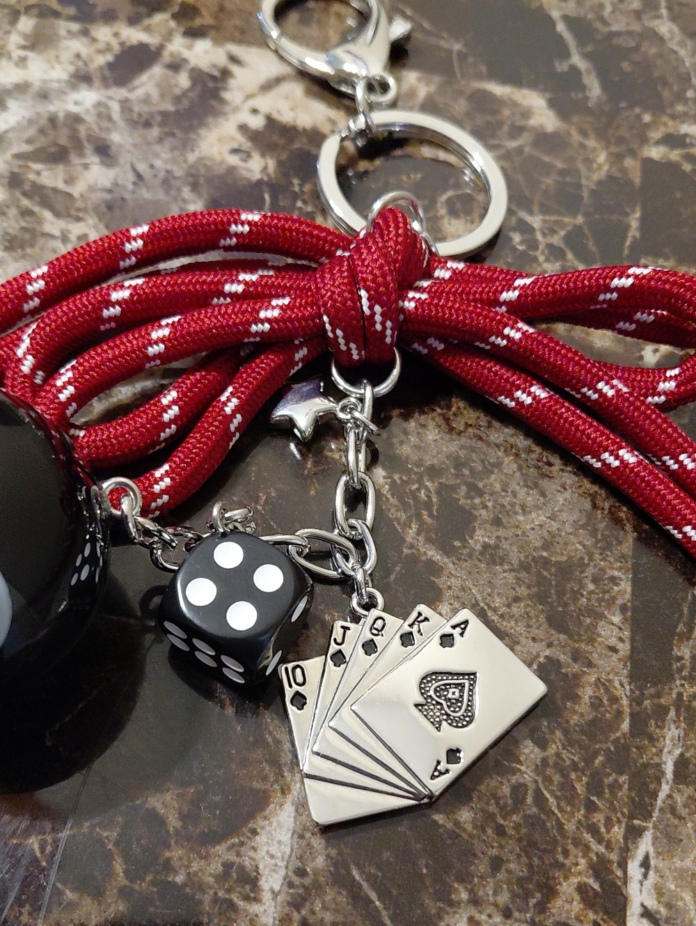 NWOT Piper K Feeling Lucky 8 Ball Dice Cards Bag Charm & Key Chain - Picture 3 of 4